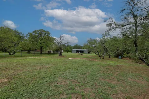 $750,000 | 986 Shiloh Road, Bastrop, TX 78602