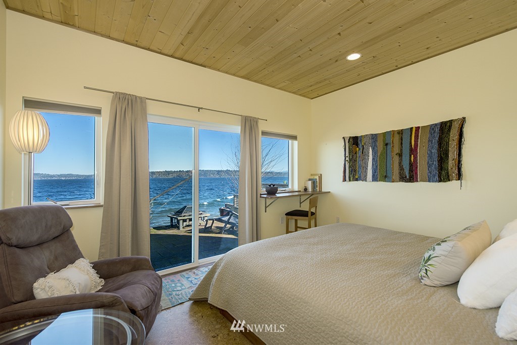 4336 Southwest Luana Beach Road Vashon, WA 98070 - Photo 22 of 40