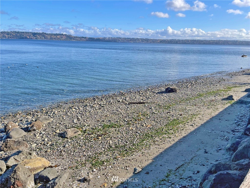 4336 Southwest Luana Beach Road Vashon, WA 98070 - Photo 25 of 40 a view of beach and ocean