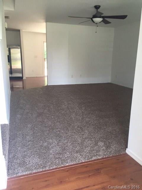 8740 Chalkstone Road, Unit 40 Charlotte, NC 28216 - Photo 2 of 22 Gallery Image 2