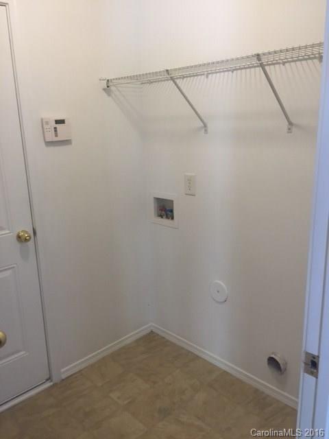 8740 Chalkstone Road, Unit 40 Charlotte, NC 28216 - Photo 10 of 22 Gallery Image 10