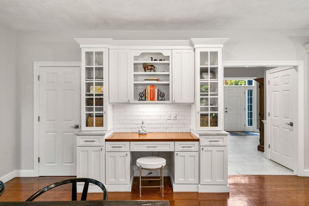 45 Thistle Road North Andover, MA 01845 - Photo 15 of 40