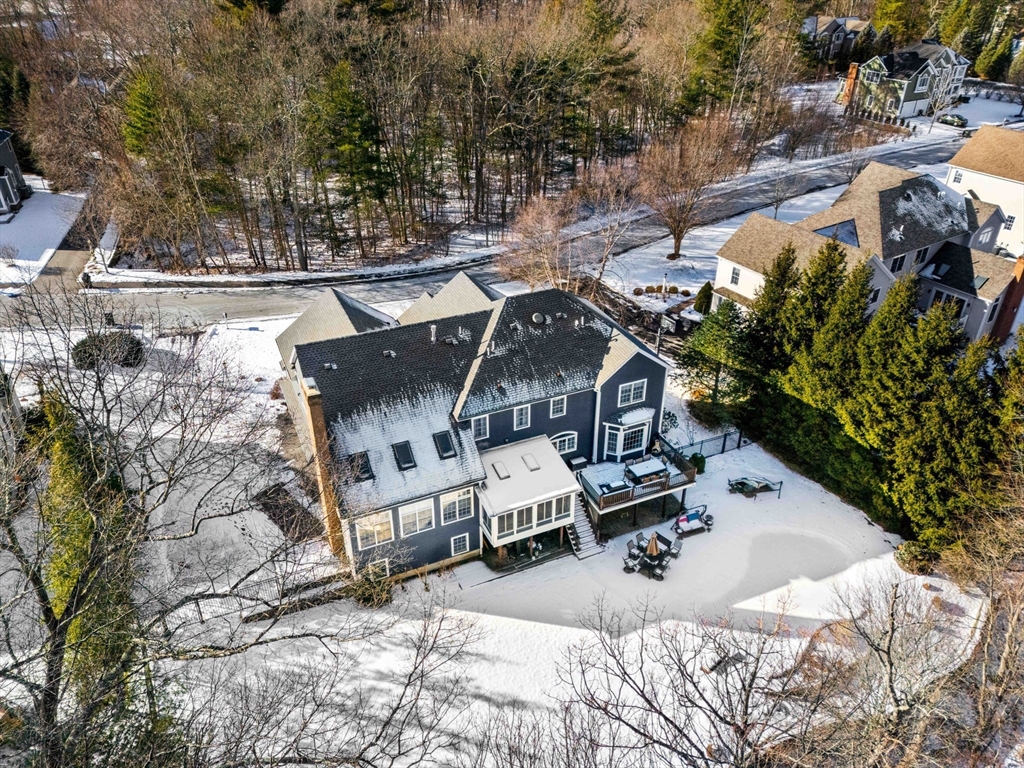 45 Thistle Road North Andover, MA 01845 - Photo 2 of 40