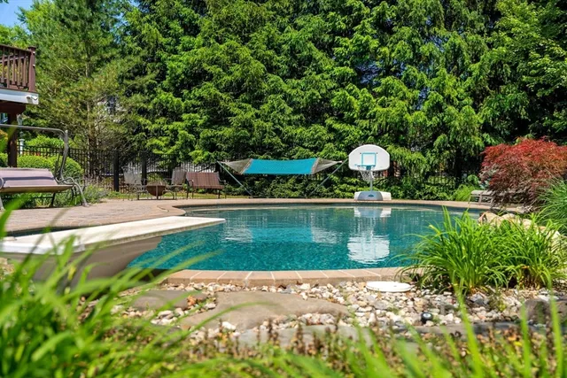 $1,899,000 | 45 Thistle Road, North Andover, MA 01845