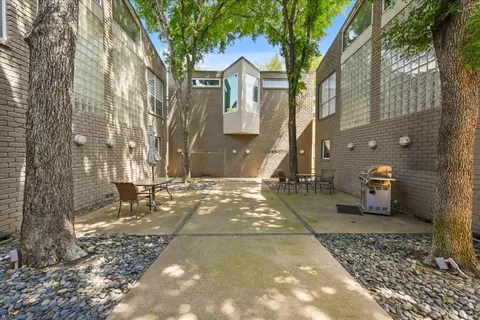 a view of a street with house