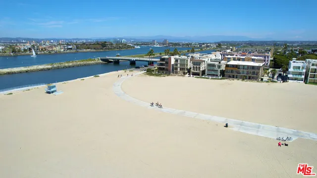 $7,700 | 24 Westwind Street, Unit G, Marina del Rey, CA 90292