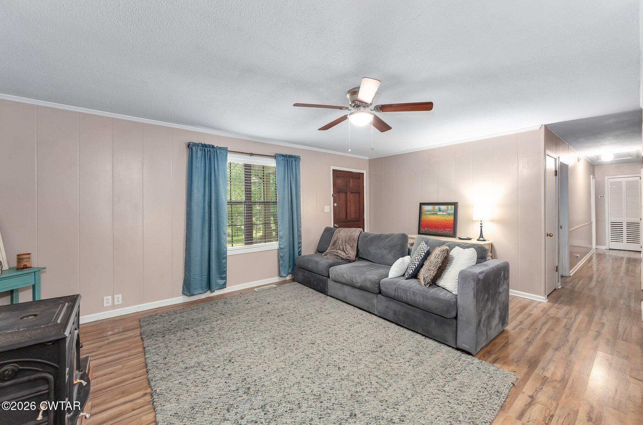 101 Wilde Road Pinson, TN 38366 - Photo 3 of 16 a living room with furniture and a window