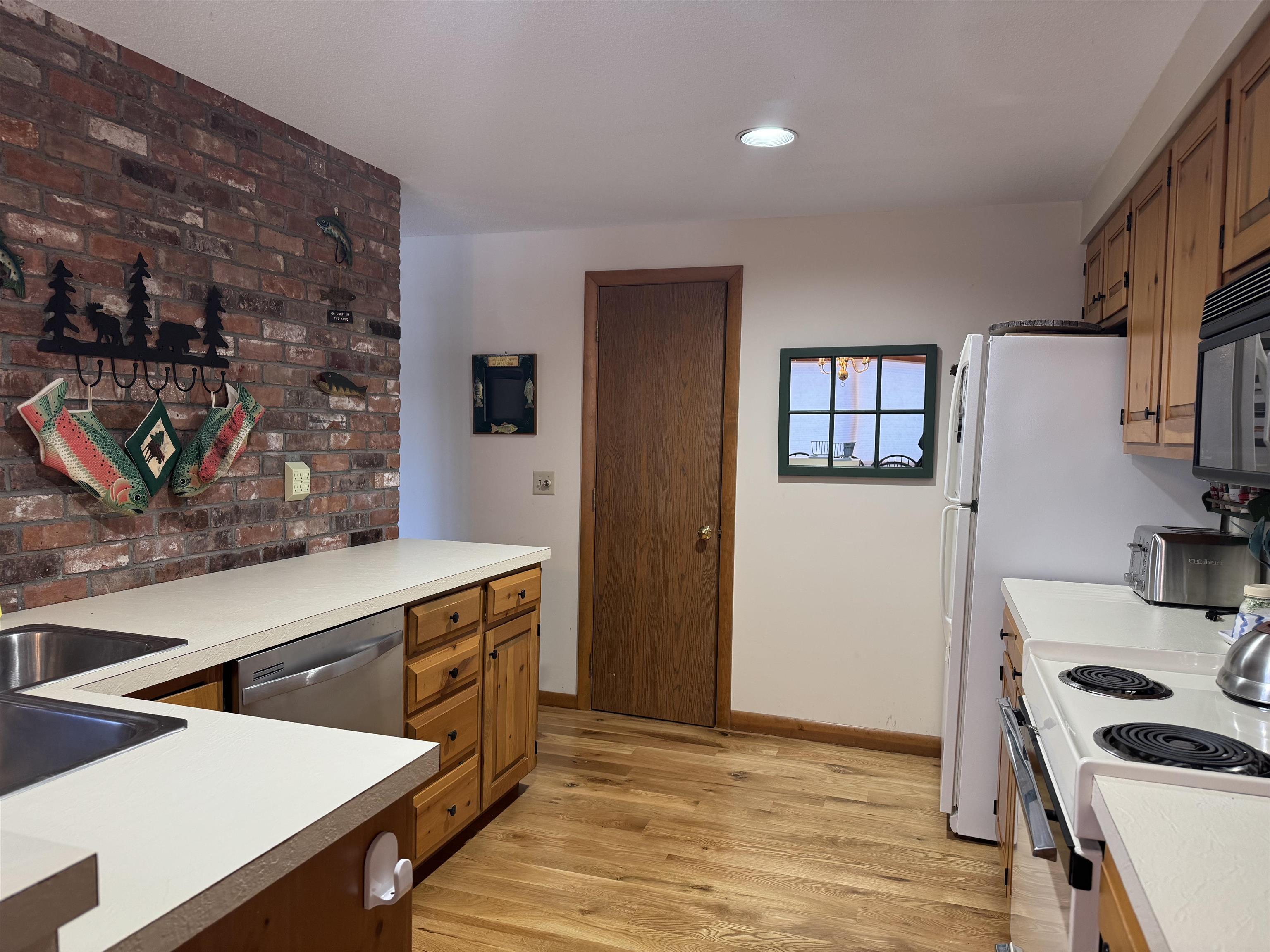 4 Pioneer Point Grantham, NH 03753 - Photo 5 of 15