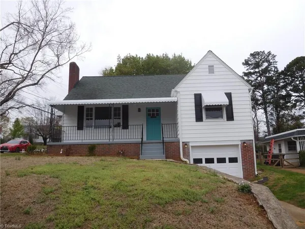 $259,900 | 3170 Anderson Drive, Winston-Salem, NC 27127