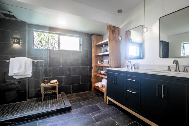 $1,145,000 | 69-1010 Keana Place, Unit B106, Waikoloa, HI 96738