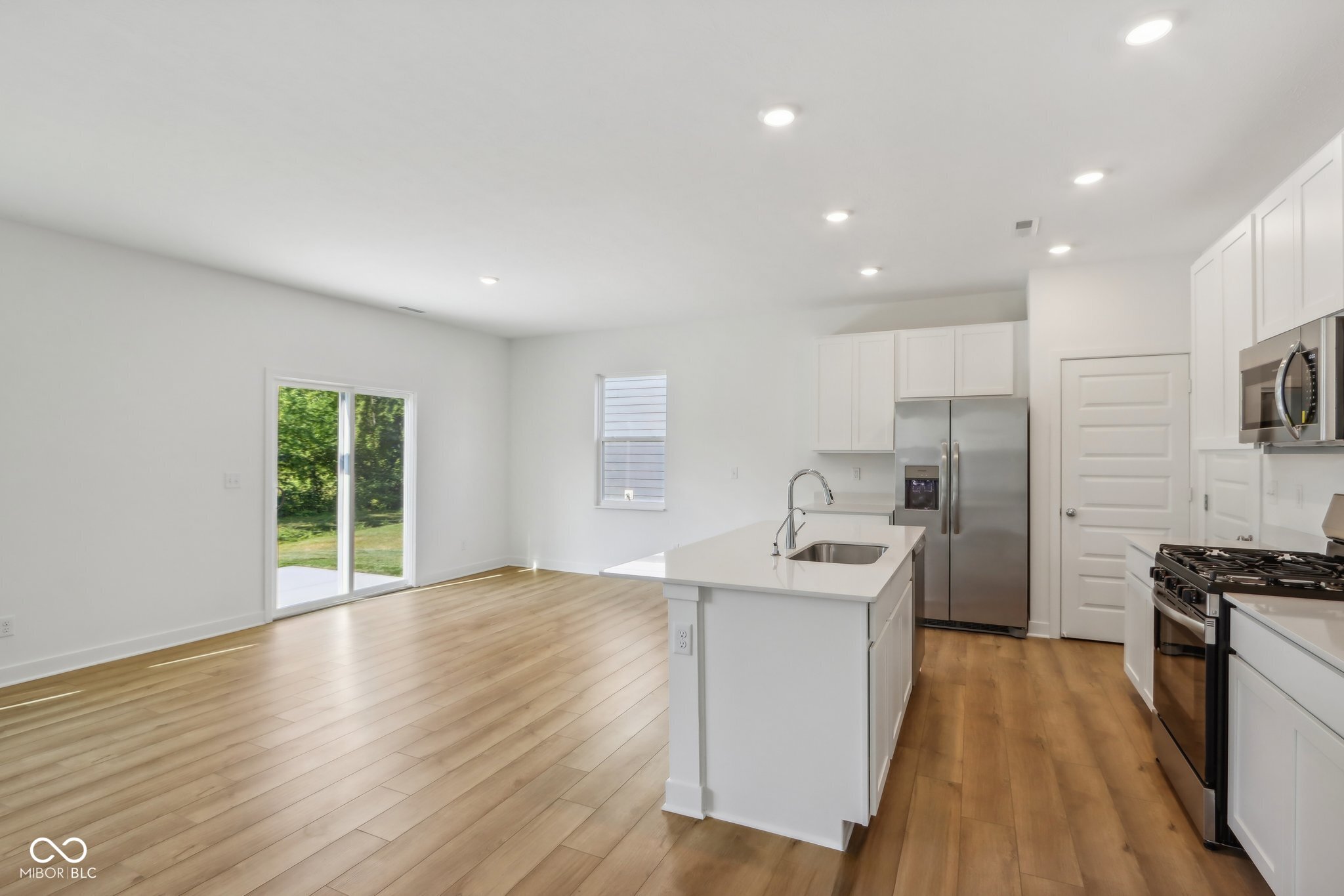 1669 Windrush Place Westfield, IN 46074 - Photo 11 of 47