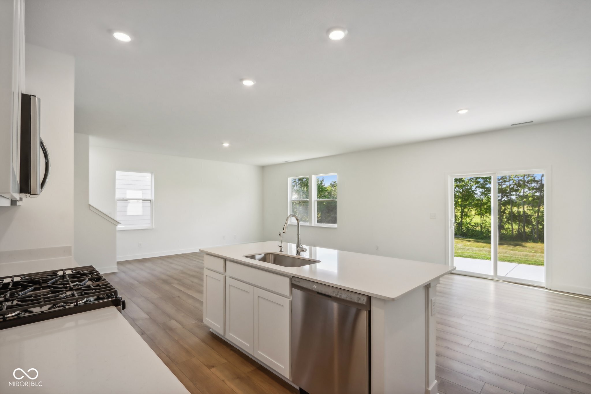 1669 Windrush Place Westfield, IN 46074 - Photo 10 of 47