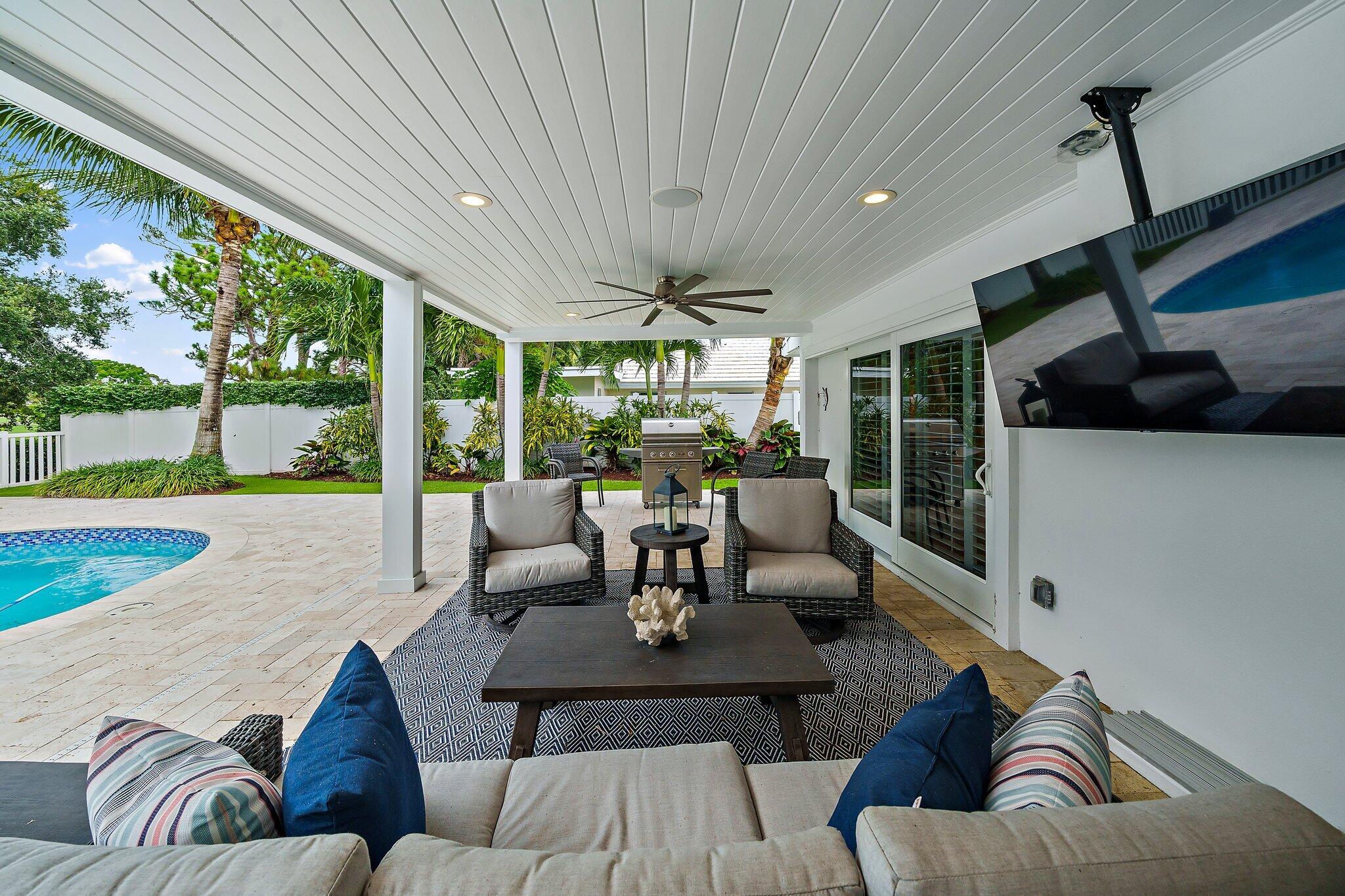 98 Golfview Drive Tequesta, FL 33469 - Photo 24 of 34 98 Golfview Dr