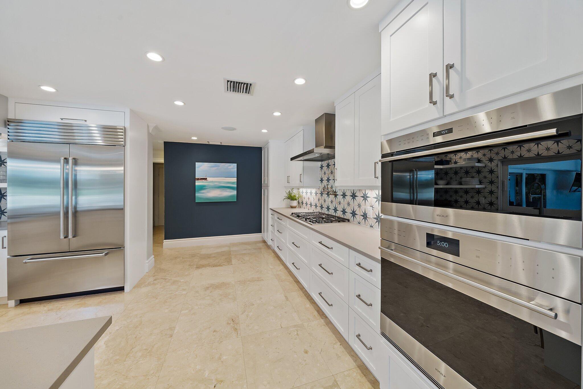 98 Golfview Drive Tequesta, FL 33469 - Photo 7 of 34 98 Golfview Dr