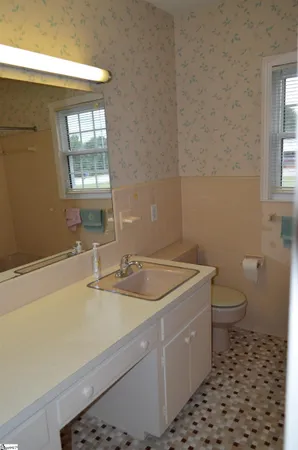 $1,950 | 2462 East Blackstock Road, Roebuck, SC 29376