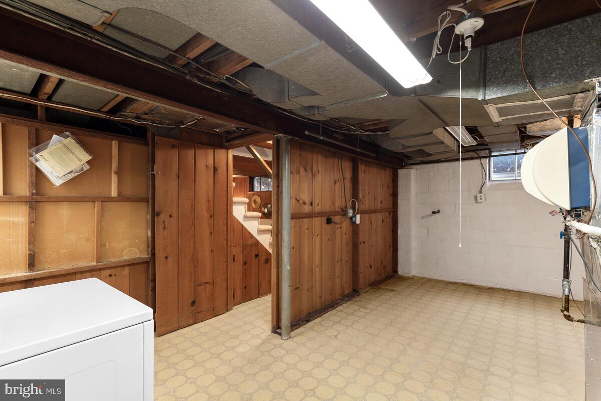 10304 Pierce Drive Silver Spring, MD 20901 - Photo 33 of 45
