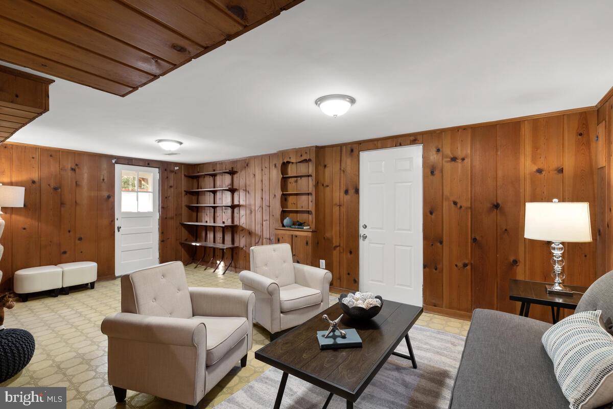10304 Pierce Drive Silver Spring, MD 20901 - Photo 35 of 45