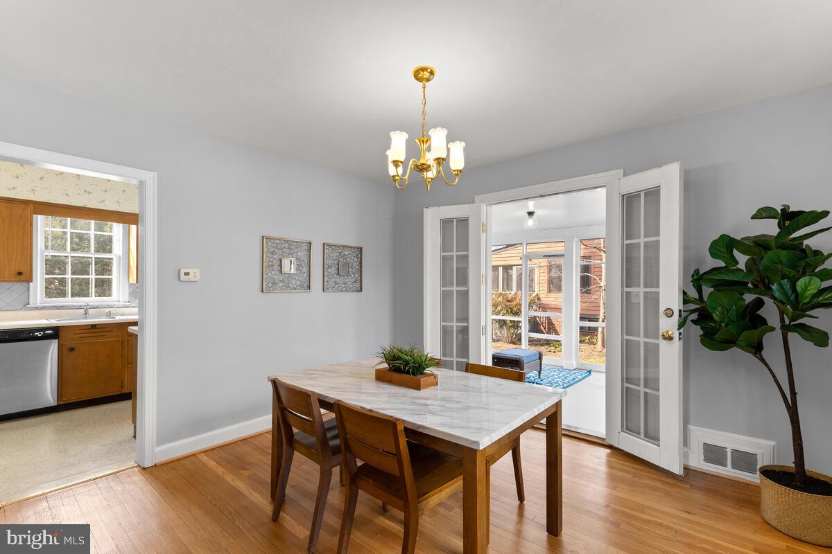 10304 Pierce Drive Silver Spring, MD 20901 - Photo 9 of 45