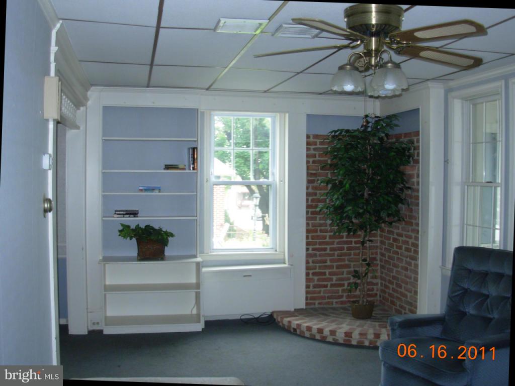 10 Queen Road Intercourse, PA 17534 - Photo 2 of 14 Gallery Image 2