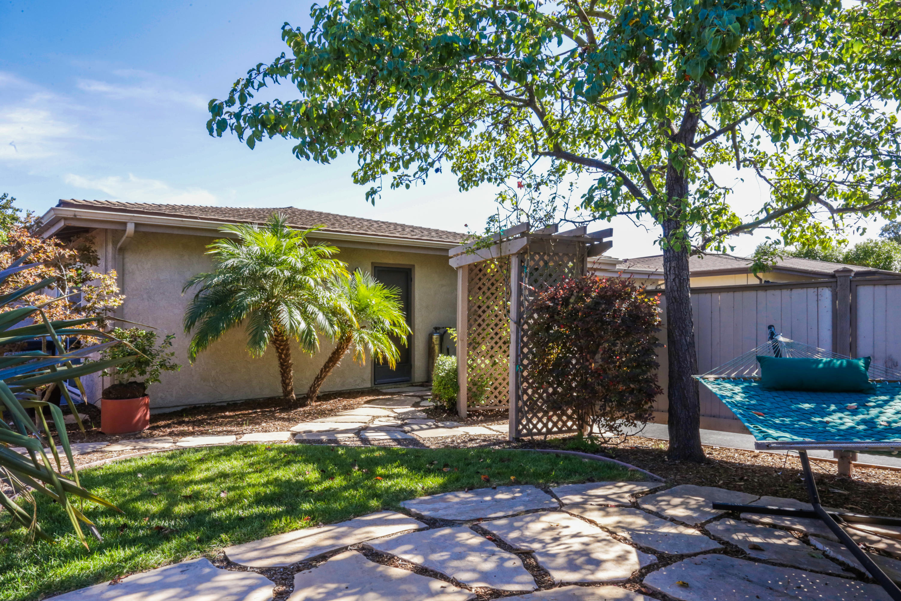 833 Weldon Road Santa Barbara, CA 93109 - Photo 20 of 22 Yard