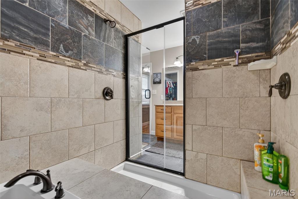 1371 Silvers Road St. Peters, MO 63376 - Photo 23 of 79