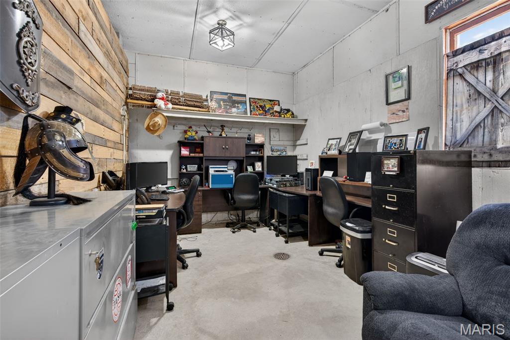 1371 Silvers Road St. Peters, MO 63376 - Photo 66 of 79