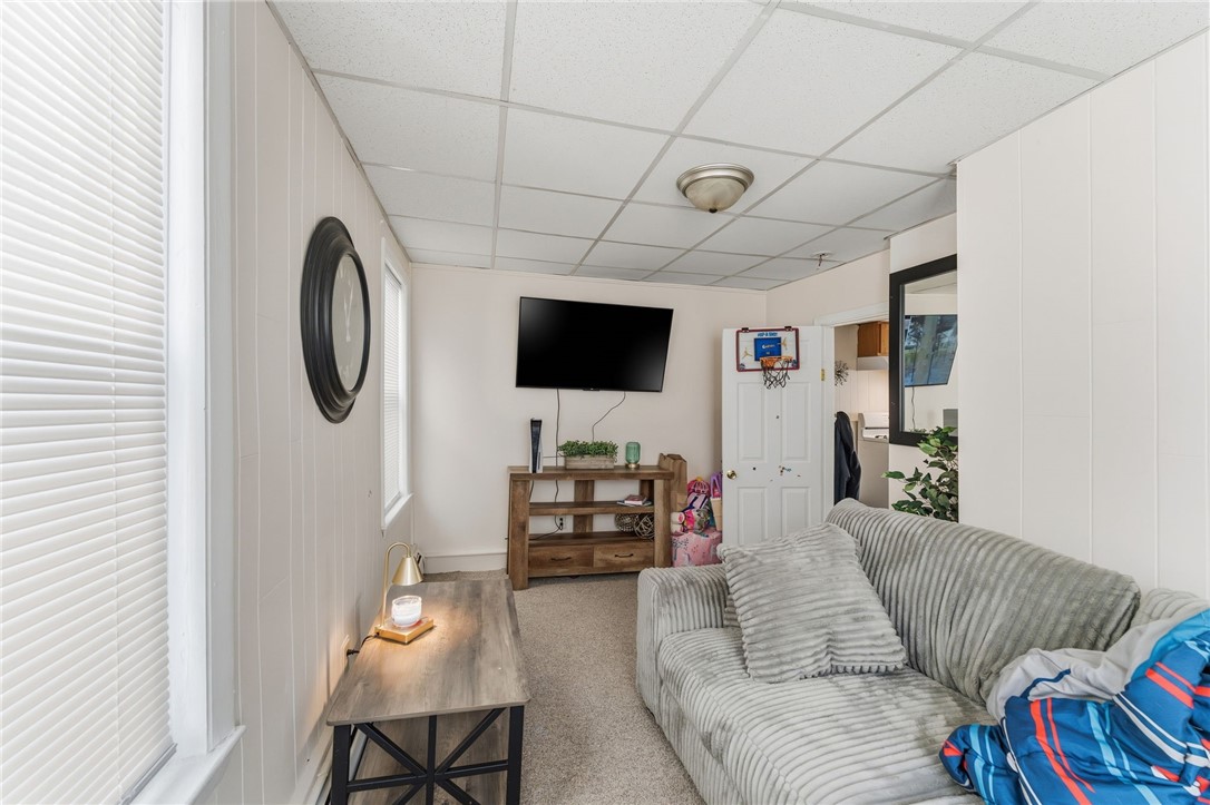 263 Elm Street Woonsocket, RI 02895 - Photo 7 of 27