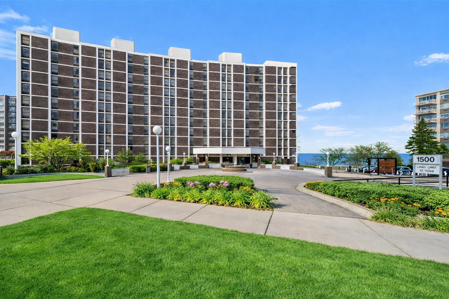 1500 Sheridan Road, Unit 1F Wilmette, IL 60091 - Photo 1 of 29