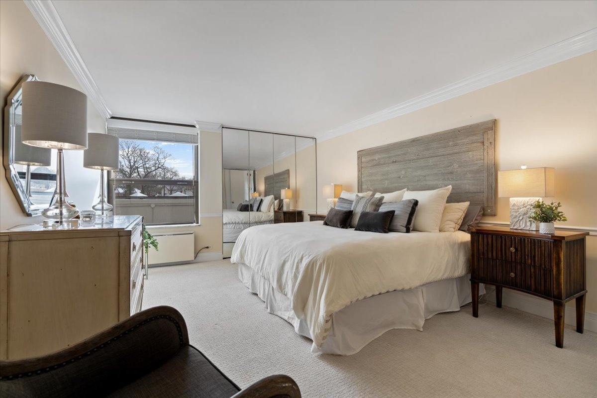 1500 Sheridan Road, Unit 1F Wilmette, IL 60091 - Photo 15 of 29