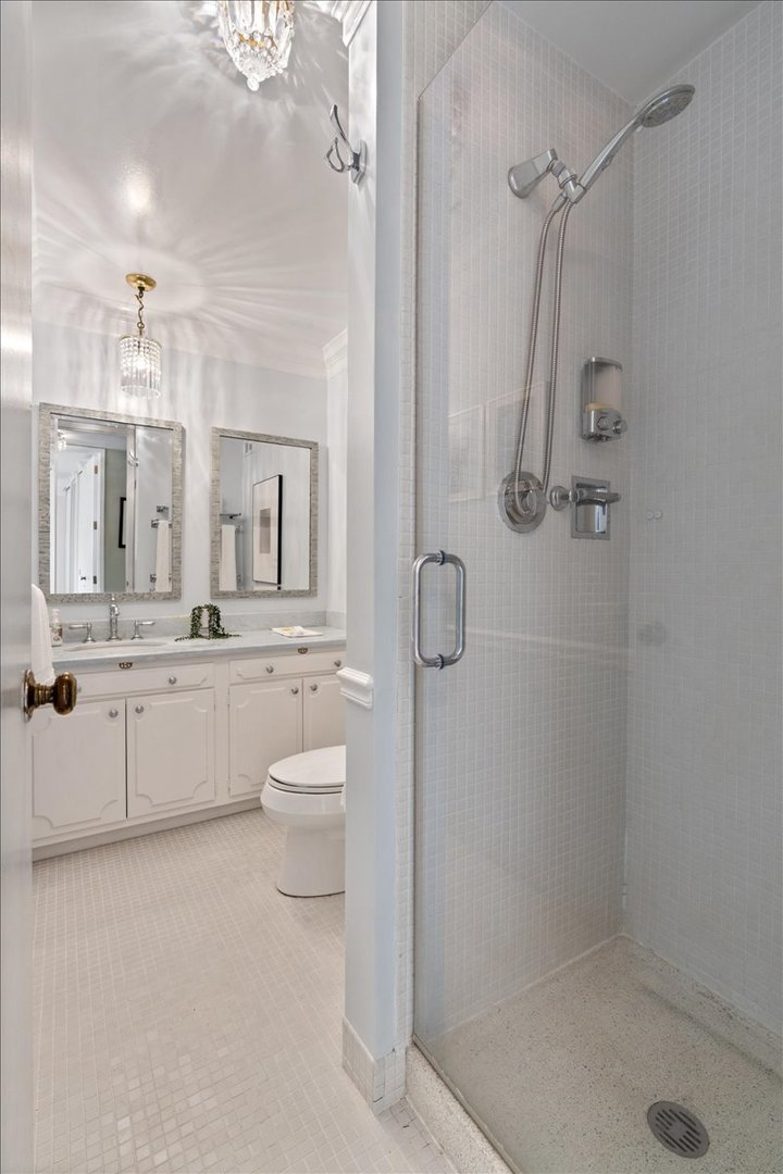 1500 Sheridan Road, Unit 1F Wilmette, IL 60091 - Photo 21 of 29