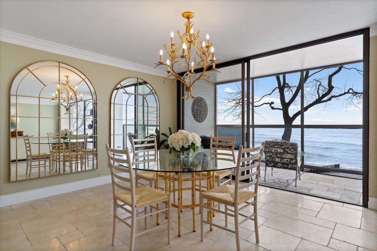 1500 Sheridan Road, Unit 1F Wilmette, IL 60091 - Photo 4 of 29