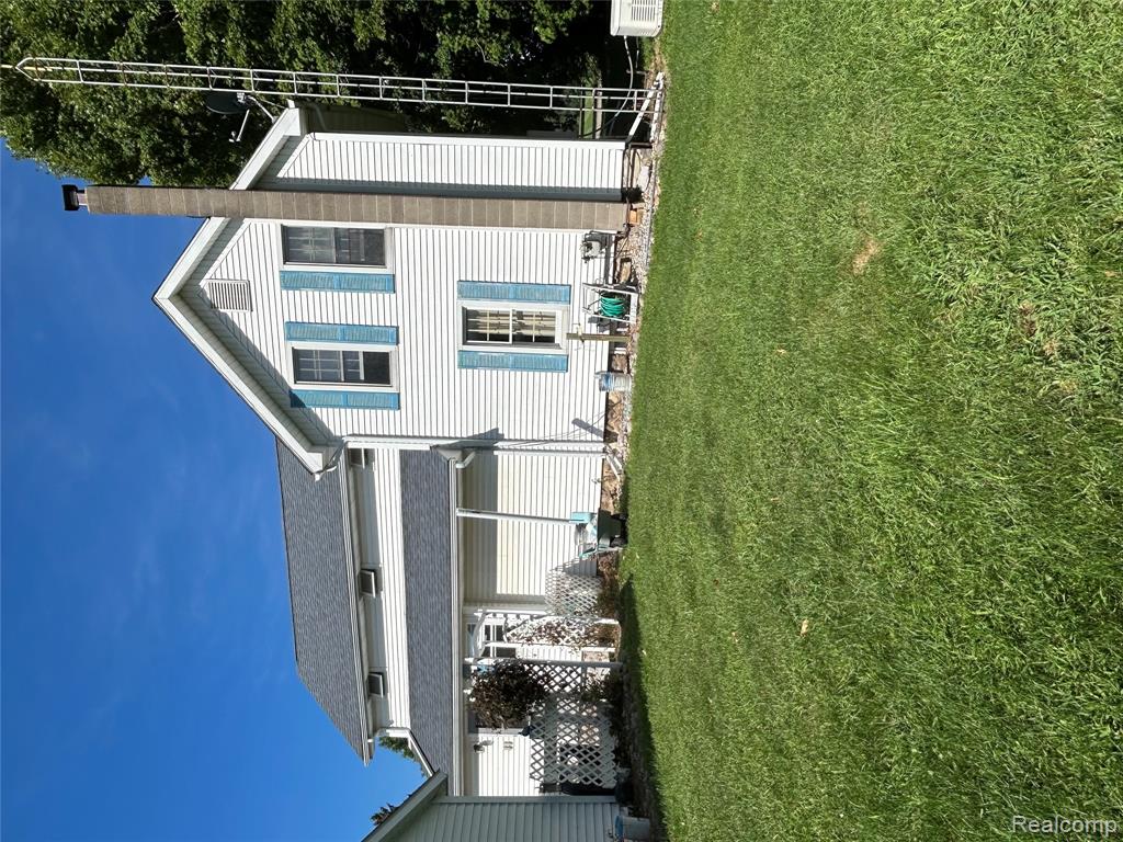5375 Treasurer Road Mayville, MI 48744 - Photo 2 of 29 Gallery Image 2