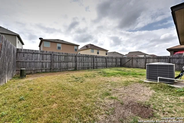 $1,350 | 10142 Dixon Wood, San Antonio, TX 78245