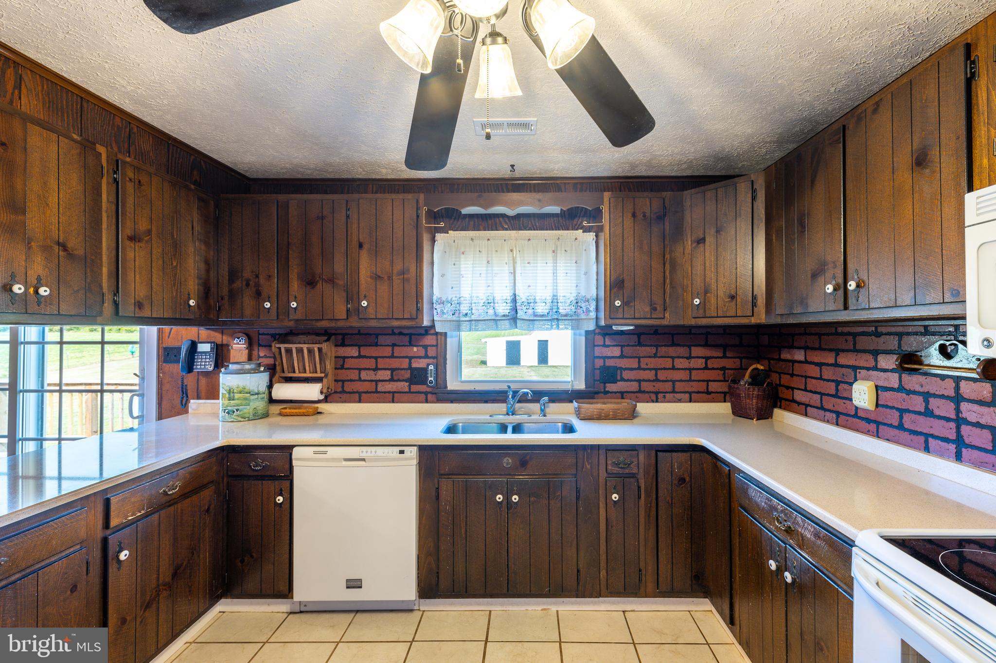 1974 Dodson Road Mount Jackson, VA 22842 - Photo 21 of 37