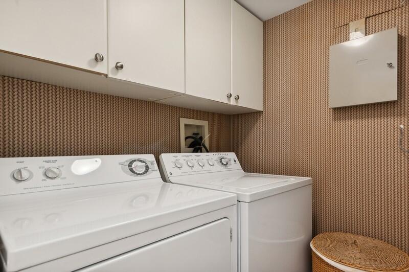 120 Southeast 5th Avenue, Unit 326 Boca Raton, FL 33432 - Photo 15 of 25 14_120SE5thAvenue326_44_LaundryRoom_Flex