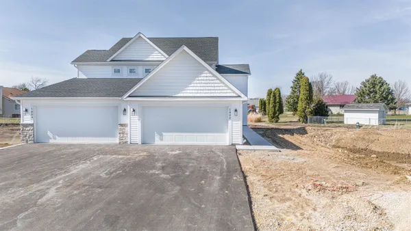 $569,000 | 1802-1804 West Kyle, Beloit, WI 53511