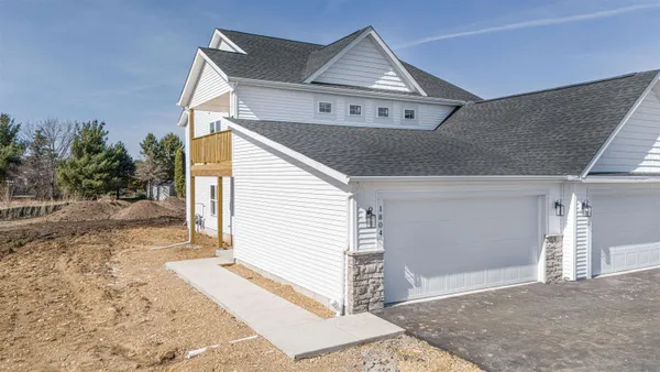 $569,000 | 1802-1804 West Kyle, Beloit, WI 53511