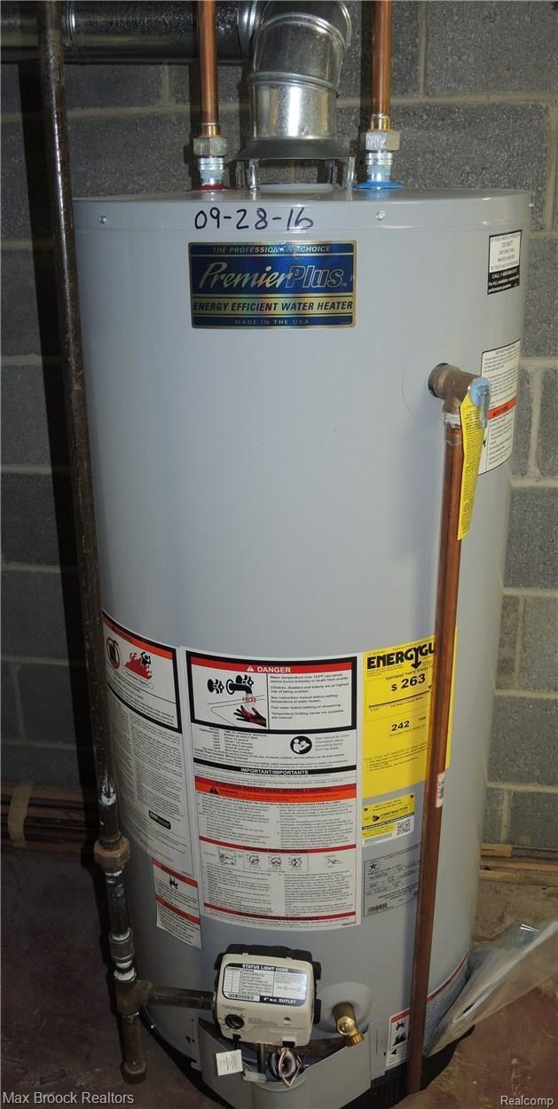 840 North Pemberton Road Bloomfield Hills, MI 48302 - Photo 42 of 42 2 OF 2 HOT WATER TANKS