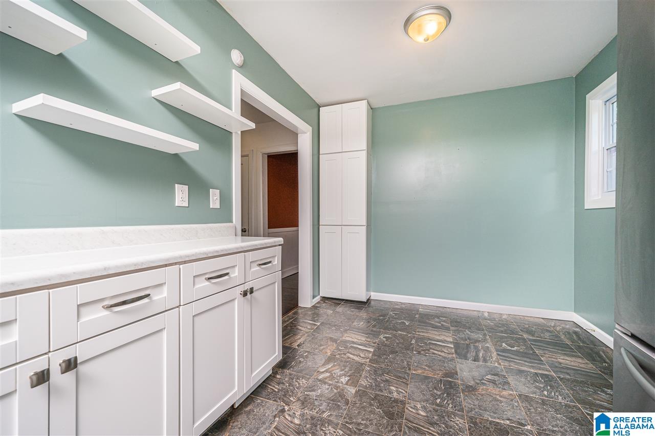 744 48th Street South Birmingham, AL 35222 - Photo 11 of 33