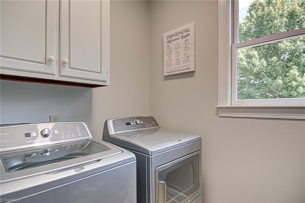 3332 Transou Road Pfafftown, NC 27040 - Photo 22 of 44 Main level laundry