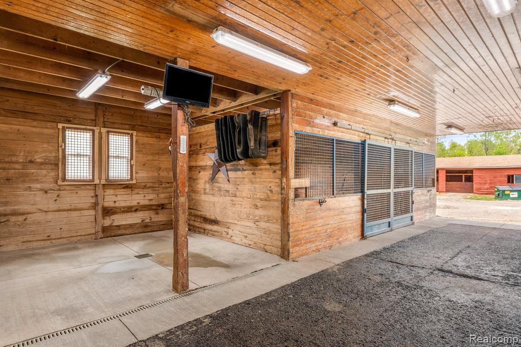 841 North Latson Road Howell, MI 48843 - Photo 47 of 77
