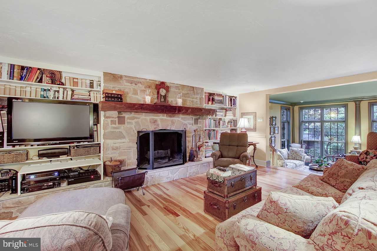 1796 Powder Mill Road York, PA 17403 - Photo 3 of 35