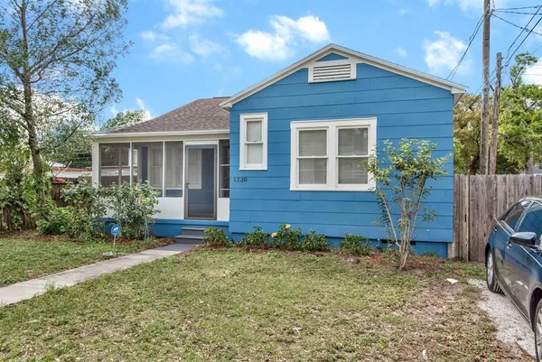 $2,700 | 1230 27th Street North, St. Petersburg, FL 33713