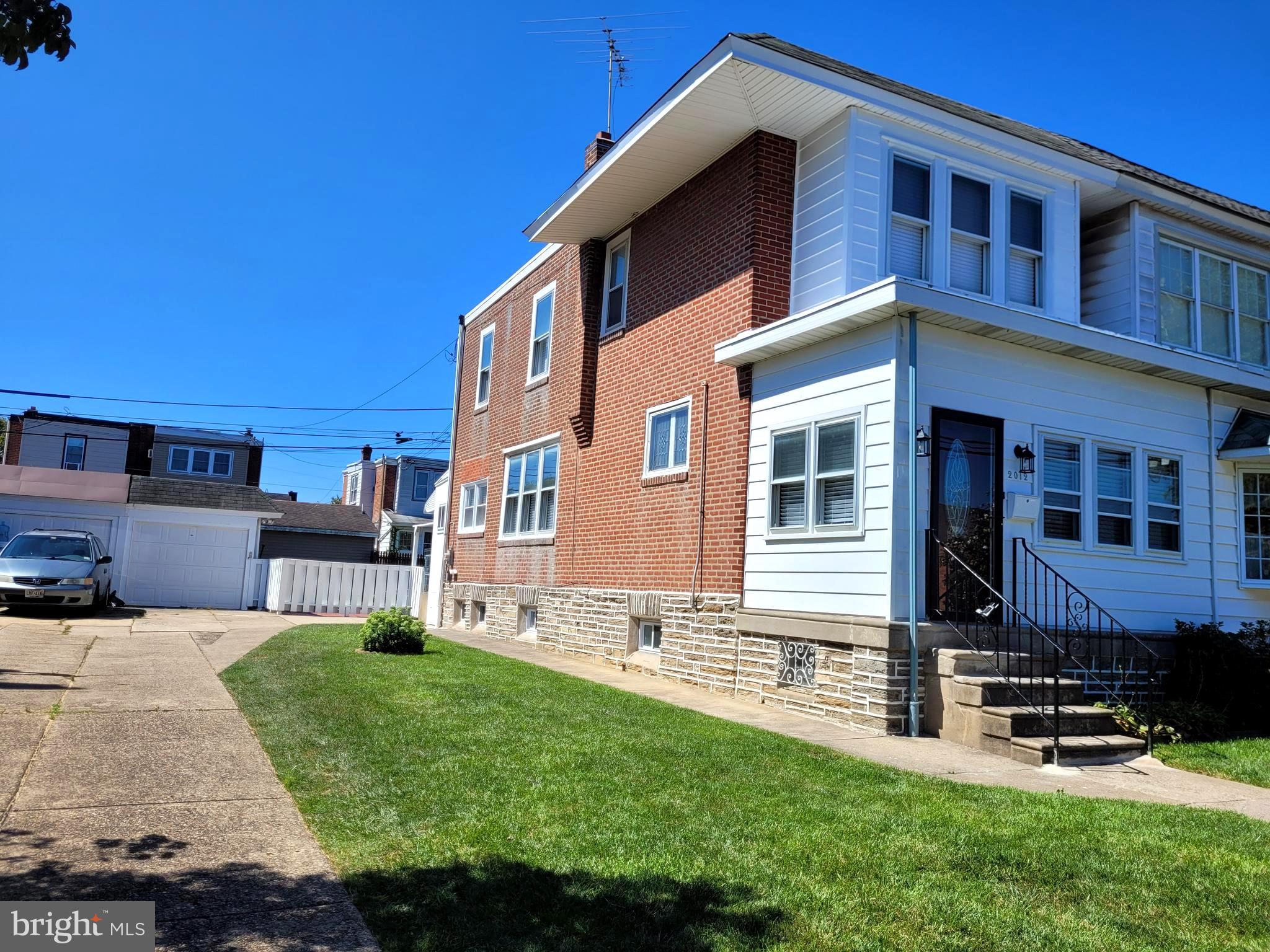 2012 Ripley Street Philadelphia, PA 19152 - Photo 2 of 40 Gallery Image 2