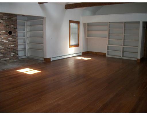 2339 North Road Gilead, ME 04217 - Photo 10 of 21 Living Room.