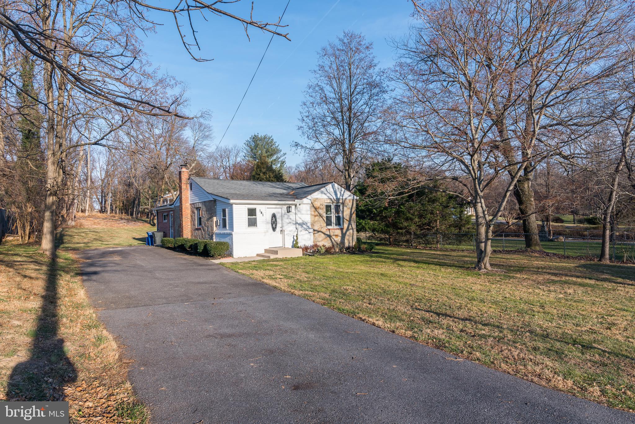 141 Awkard Lane Silver Spring, MD 20905 - Photo 3 of 50 Gallery Image 3