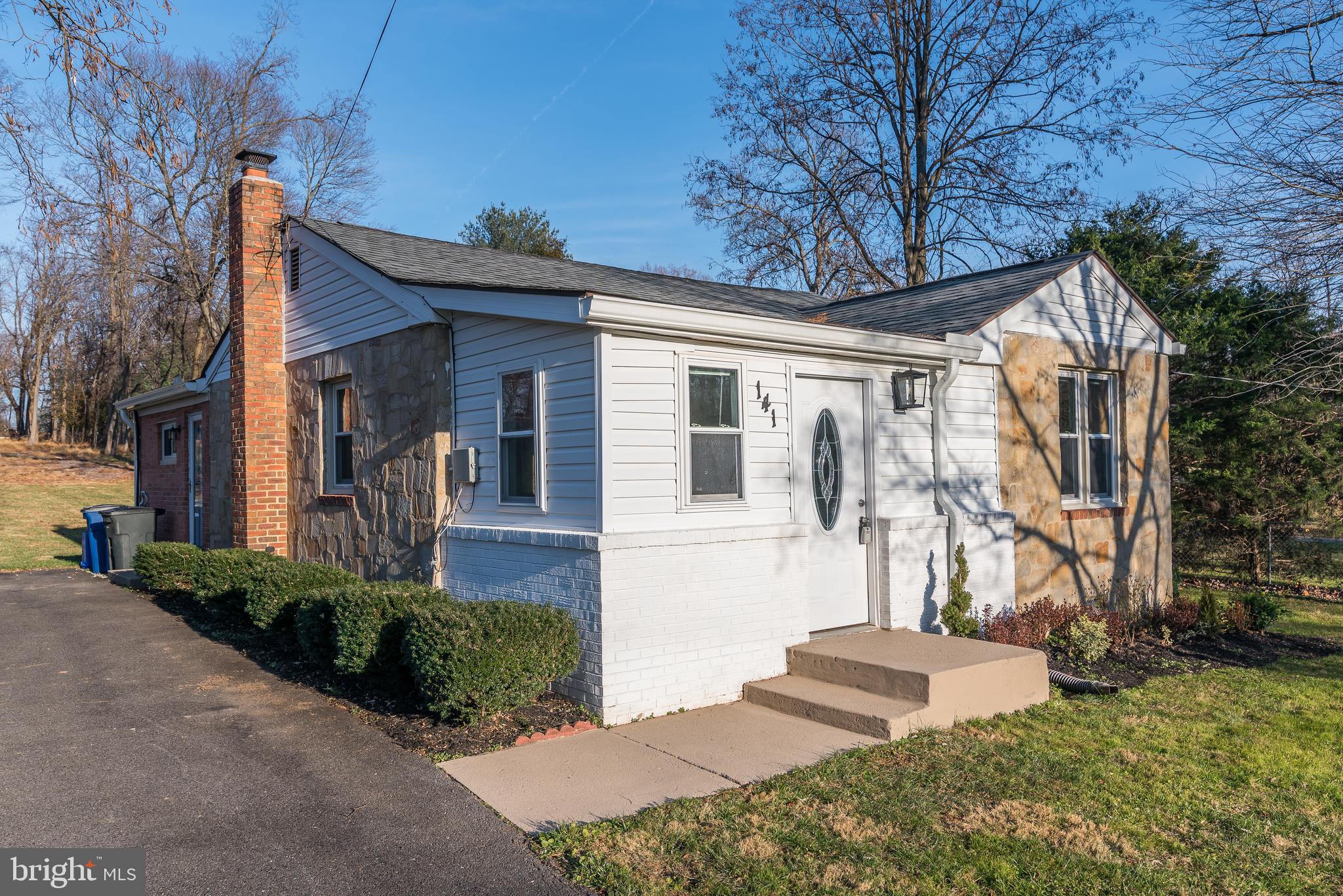 141 Awkard Lane Silver Spring, MD 20905 - Photo 7 of 50 Gallery Image 7