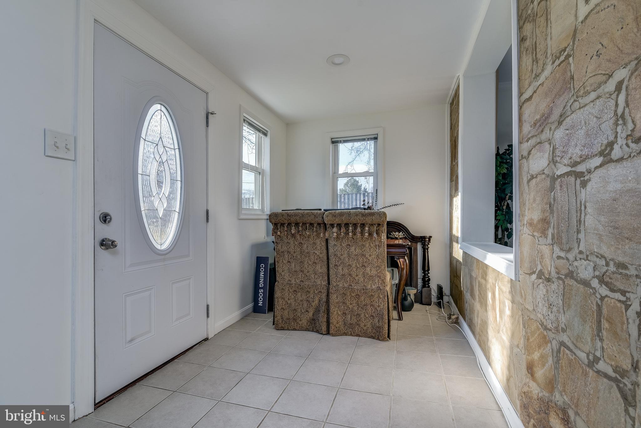 141 Awkard Lane Silver Spring, MD 20905 - Photo 9 of 50 Gallery Image 9