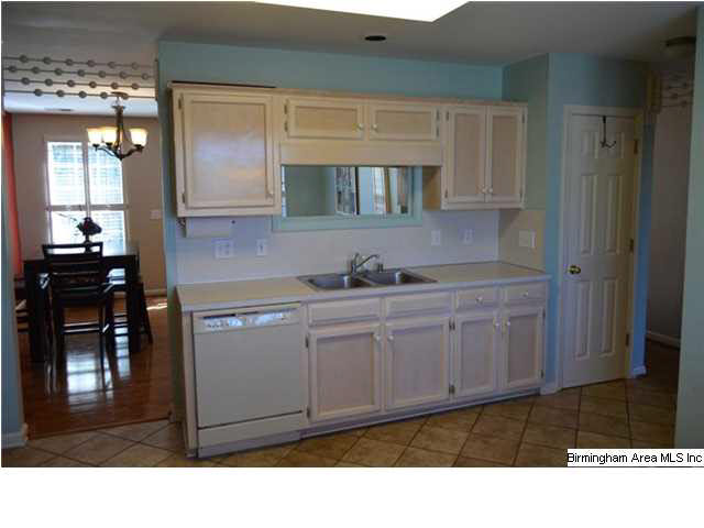 128 Windsor Ridge Drive Pelham, AL 35124 - Photo 14 of 32