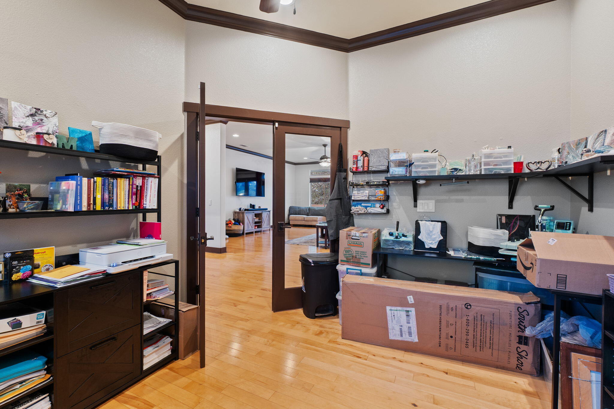 3360 Stanford Drive Redding, CA 96003 - Photo 29 of 56 a living room with furniture and a book shelf